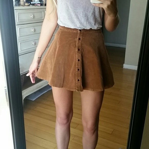 Brandy Melville Dresses & Skirts - 🌻FINAL PRICE🌻Brandy Melville corduroy mini skirt